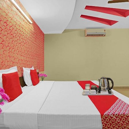 Oyo 87701 Lucky Farm Hotel Shahpur  Exterior foto