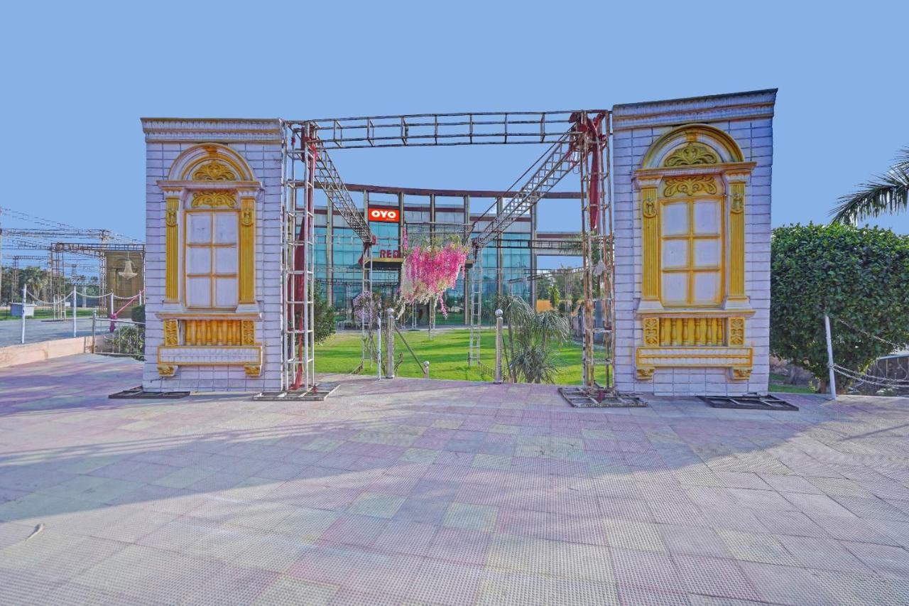 Oyo 87701 Lucky Farm Hotel Shahpur  Exterior foto