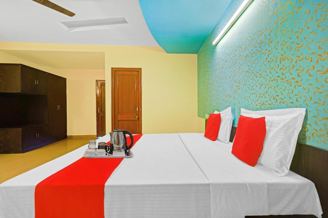 Oyo 87701 Lucky Farm Hotel Shahpur  Exterior foto