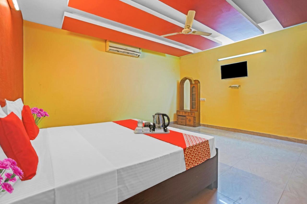 Oyo 87701 Lucky Farm Hotel Shahpur  Exterior foto