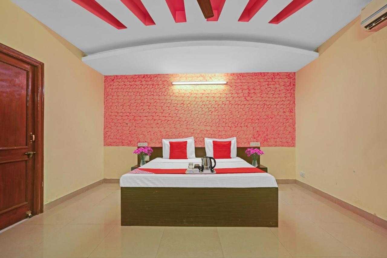 Oyo 87701 Lucky Farm Hotel Shahpur  Exterior foto