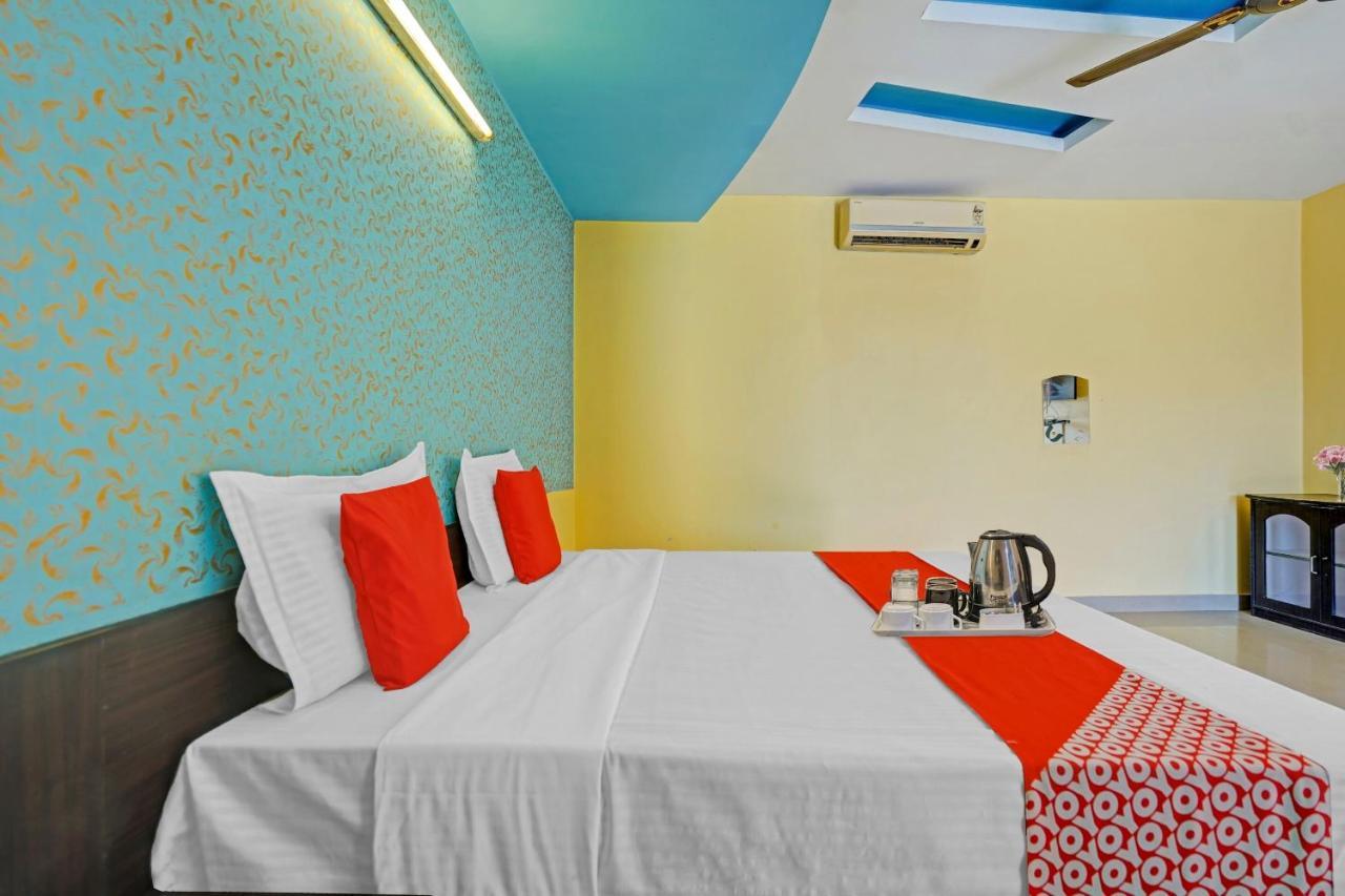 Oyo 87701 Lucky Farm Hotel Shahpur  Exterior foto